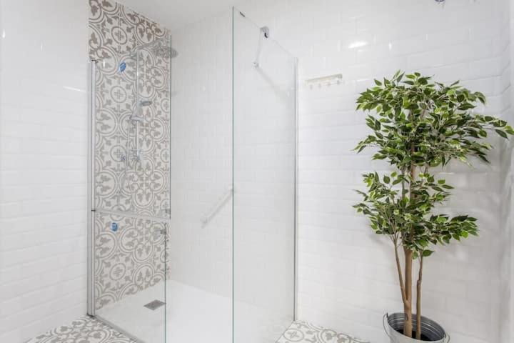 Hotel Cool Lofts Center Valence Extérieur photo